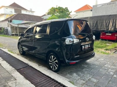 Toyota Sienta v 2017 manual,asli bali - Thumbnail 2