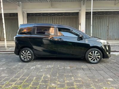 Toyota Sienta v 2017 manual,asli bali - Thumbnail 5