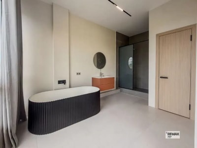 2-Bedroom Apartment At Aura Apartment - 55-Year Leasehold In Ubud - Thumbnail 7
