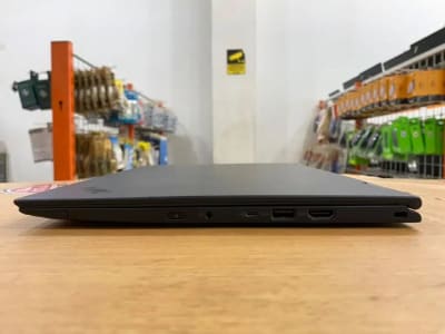 Lenovo ThinkPad X1 Yoga G3 Core i7Gen8 Ram 16GB SSD 256GB Touch Slim - Thumbnail 9