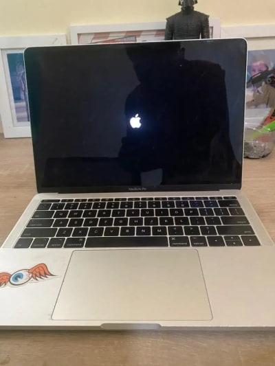 Macbook pro i5 2017 8/128gb - Thumbnail 1