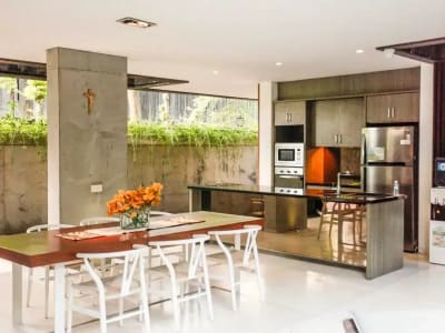 Luxury Villa Prime Location Berawa Canggu Freehold - Thumbnail 8