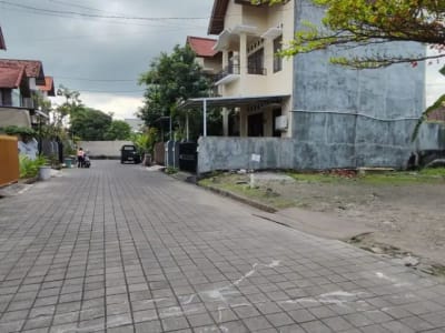Tanah 2,5 Are di Tangkuban Perahu Kerobokan Kelod Dekat Bali Kiddy School Petitenget Batu Belig Canggu - Thumbnail 4