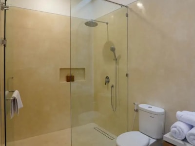Dijual Vila Kompleks Baru di Jimbaran Dekat Pantai, ROI Tinggi, Dibayarkan di Depan! - Thumbnail 5