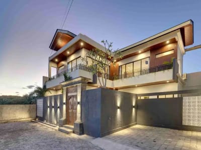 Exclusive Luxury Villas Near Sanur Beach – Limited to 9 Units, High ROI Investment - Thumbnail 1