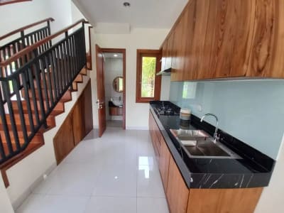 DIJUAL VILLA UBUD MODERN VIEW SPEKTAKULER ROOF TOP 3 LANTAI - Thumbnail 6