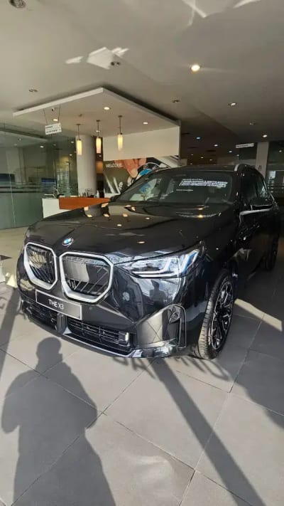 BMW X3 xDrive20 M Sport - Thumbnail 2