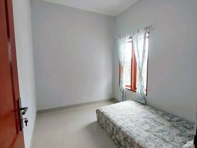 [Amr-064.Gev] Disewakan Bulanan Rumah Baru 2 Lantai di Gatsu Timur – Denpasar - Thumbnail 9