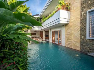 Luxury Freehold 3BR Private Villa for Sale in Jimbaran Bali - Thumbnail 2
