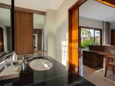 Luxury Freehold 3BR Private Villa for Sale in Jimbaran Bali - Thumbnail 8