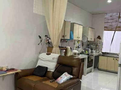 Rumah Lantai 2 Tropic Residence Taman Griya - Thumbnail 3