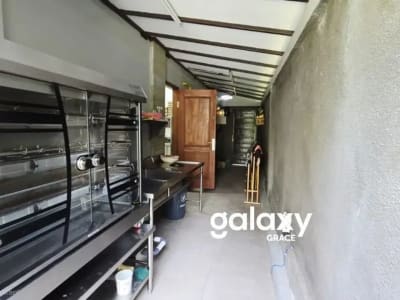 SUBLEASE BISTRO & A WOODEN HOUSE - PANTAI SABA GIANYAR - Thumbnail 9