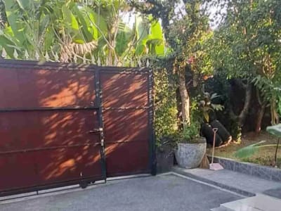 DIJUAL MURAH RUMAH SEMI VILLA BISA DISEWAKAN DI BATUBULAN GIANYAR BALI,LINGKUNGAN NYAMAN DEKAT KEMANA-MANA - Thumbnail 3