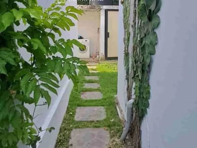 DIJUAL MURAH RUMAH SEMI VILLA BISA DISEWAKAN DI BATUBULAN GIANYAR BALI,LINGKUNGAN NYAMAN DEKAT KEMANA-MANA - Thumbnail 8