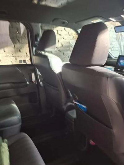 Jual Toyota Voxy 2.0 NIK 2023 Putih Metalik Very Low KM (ISTIMEWA) - Thumbnail 4