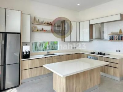 For Sale Villa Near Berawa Beach Canggu Bali - Thumbnail 4