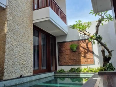 Modern New Villa In Cemagi Close to the Beach - Thumbnail 2