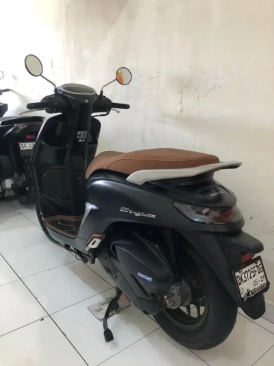 Honda Stylo ABS Th.2024 black brown!! - Thumbnail 2