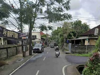Rumah Halaman Luas Buluh Indah Gatot Subroto Barat Denpasar - Thumbnail 5