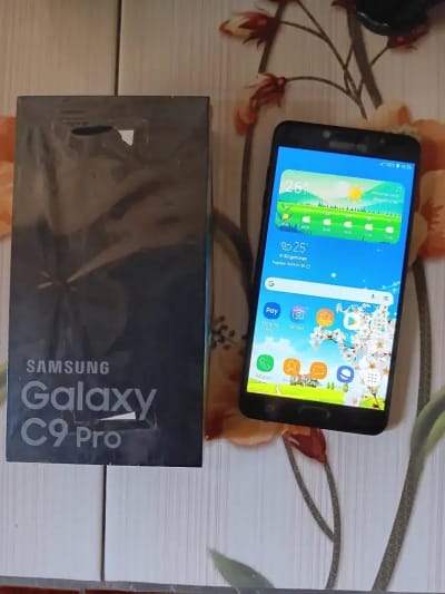 Samsung GALAXY C9Pro Terbaru - Thumbnail 3