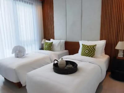 FREEHOLD OR LEASEHOLD STRATEGIC QUIET LUXURY VILLA IN RENON SANUR - Thumbnail 2