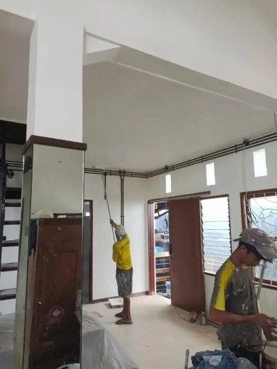 tukang cat  rumah,villa, kantor dan jasa testur tembok - Thumbnail 1