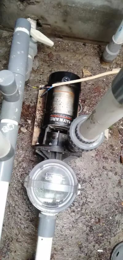 Tukang pompa air,kran patah,water heater, sumur bor, kloset duduk,dll - Thumbnail 2