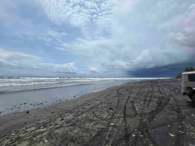 Dijual tanah los pantai di lingkungan villa pantai pasut tabanan bali - Thumbnail 1