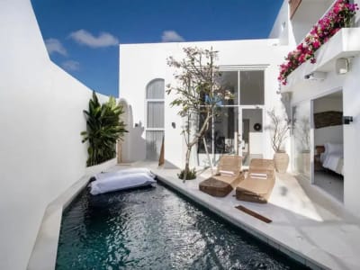 STUNNING 3BR VILLA IN PRIME ULUWATU - Thumbnail 8