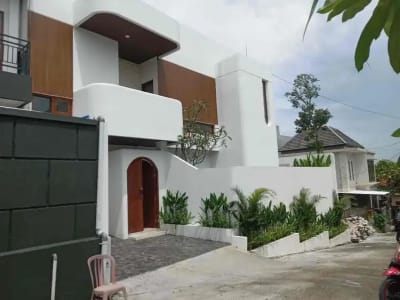 villa baru di batu mejan  canggu sangat strategis - Thumbnail 1