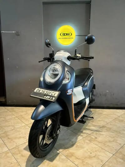 Honda Scoopy fi thn .2023 cash Bali dharma motor - Thumbnail 4