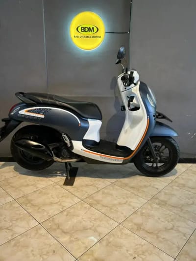 Honda Scoopy fi thn .2023 cash Bali dharma motor - Thumbnail 3