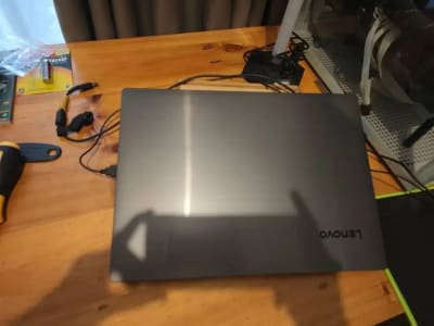 Laptop Lenovo Ryzen 5 V330 kondisi mulus - Thumbnail 5