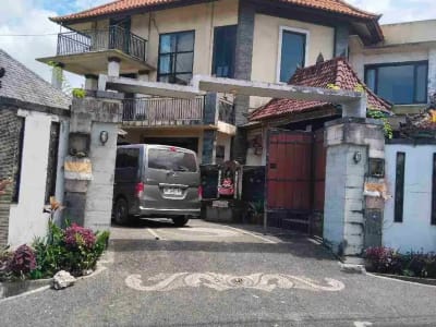 disewakan rumah luas di puri ungasan view GWK bali - Thumbnail 1
