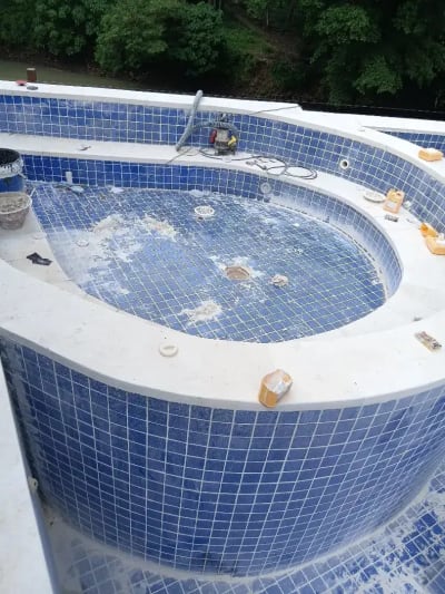 Jasa Bikin KOLAM RENANG ( pool ) Bali - Thumbnail 2