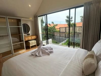 VILLA READY BRAND NEW BIG POOL MODERN KAWASAN STARTEGIS SABA NEAR BEACH - Thumbnail 9