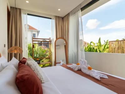 Dijual Vila Cantik Bangunan Baru di Canggu, One Gate System, Fully Furnished - Thumbnail 8