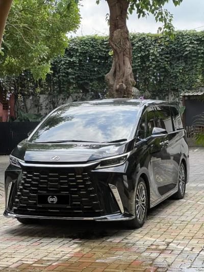 LEXUS LM350h 4SEATER 2024 GRAPHITE BLACK - Thumbnail 2