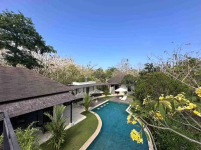 VILLA FOR SALE PURI GADING JIMBARAN, LAND SIZE 1240 SQM, PRICE UNDER MARKET!! FREEHOLD - Thumbnail 1