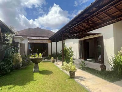 VILLA FOR SALE PURI GADING JIMBARAN, LAND SIZE 1240 SQM, PRICE UNDER MARKET!! FREEHOLD - Thumbnail 9