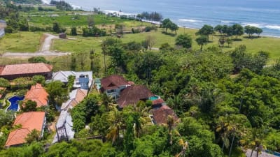 VILLA FOR SALE WITH NUANCE TROPICAL FOREST NEAR BEACH - Thumbnail 6