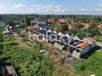 VILLA MODERN TROPIS DI KEMENUH SUKAWATI GIANYAR, BALI - Thumbnail 4