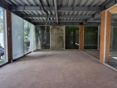 Disewakan Commercial Space Pusat Walk-In Brawa Canggu Lokasi Brawa, Canggu - Thumbnail 9