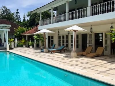 VILLA MEWAH BERGAYA COLONIAL BY THE RIVER DI TABANAN - Thumbnail 1