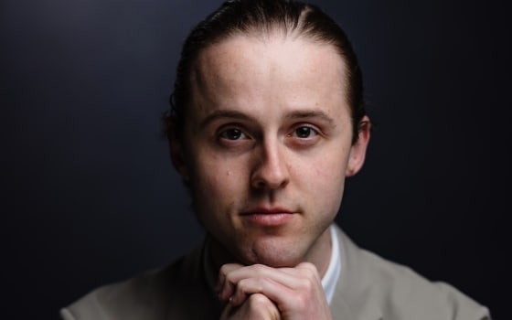 Solo Piano Spotlight: Robert Levinger