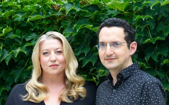 Laura Strickling & Daniel Schlosberg: 40@40 PREMIERES