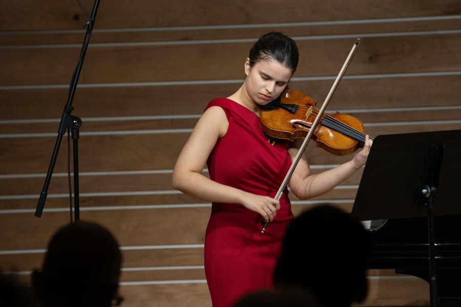 Violinist Rabia Brooke and Friends