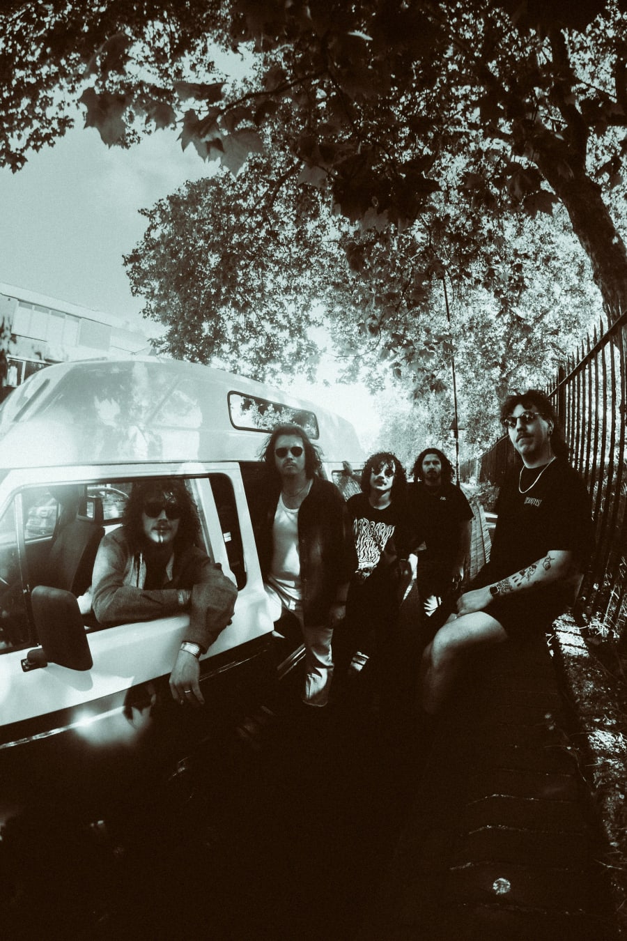 Longheads + Vétuste + Bowling Guys