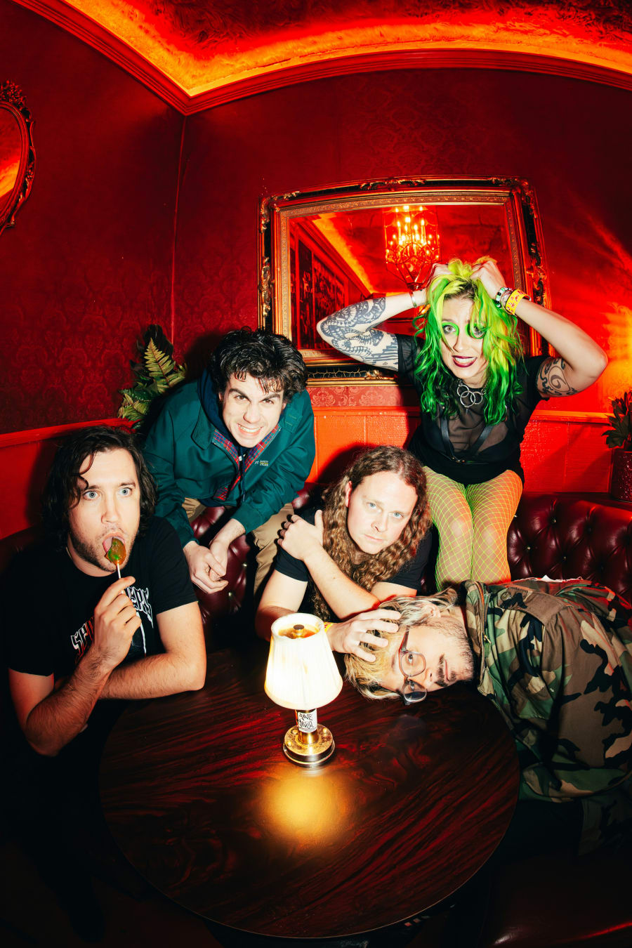 Frankie and the Witch Fingers