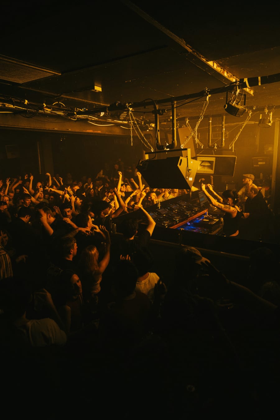 Phonox: Fridays with Special Guests 